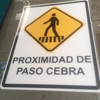 SEÑAL TRANSITO-3